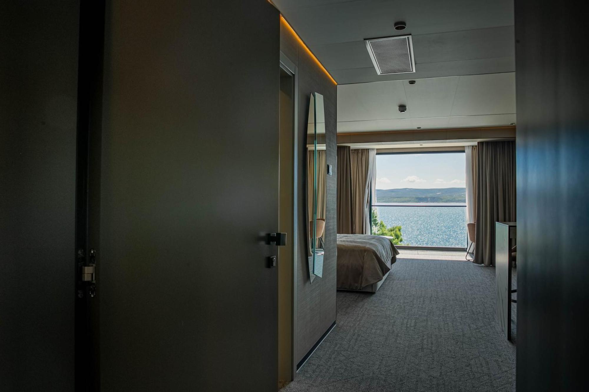 Hotel Medistone Omiš Eksteriør bilde